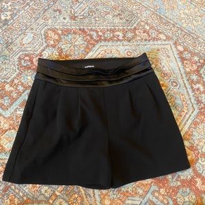 Express midi skirt